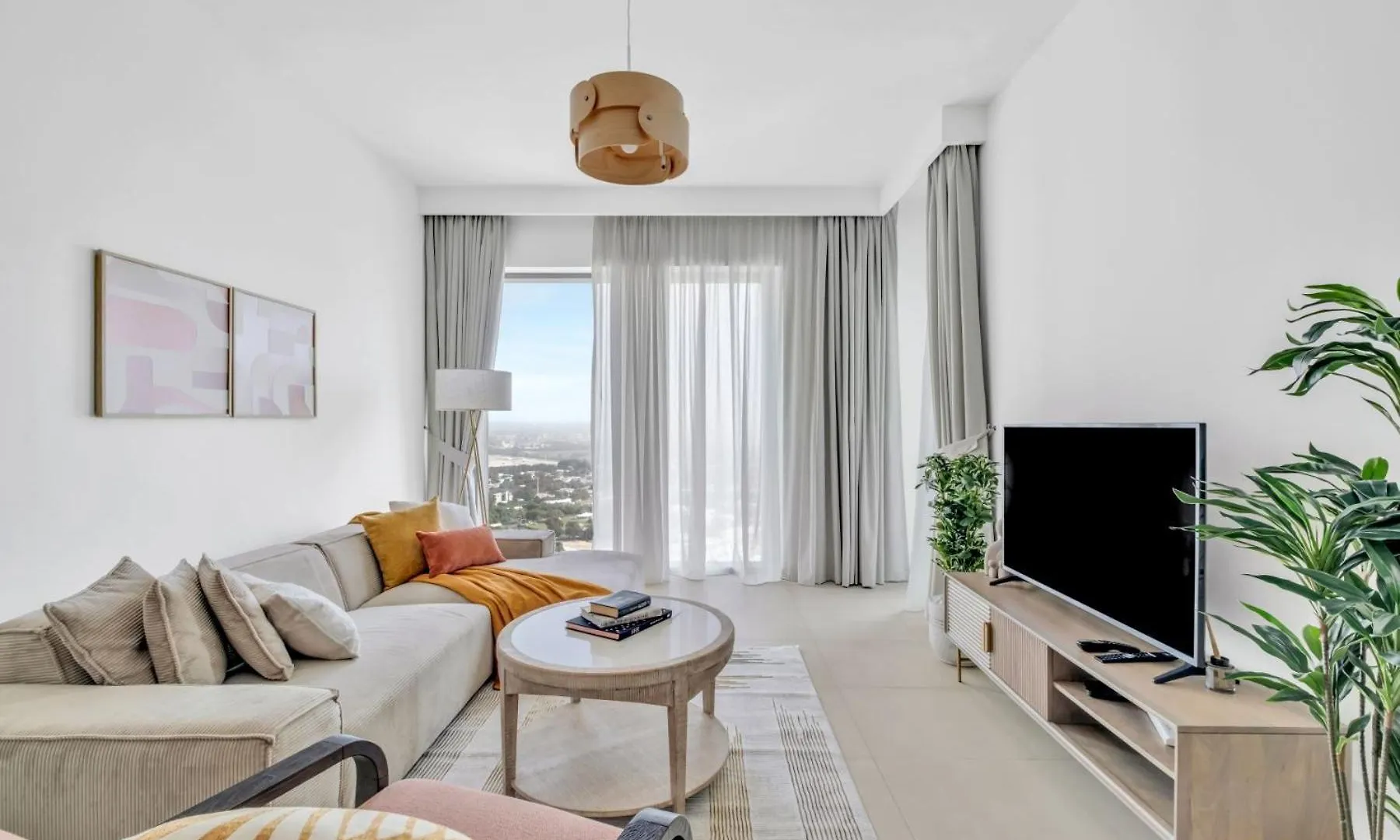 Steps From Dubai Mall With Sea Views Apartment
